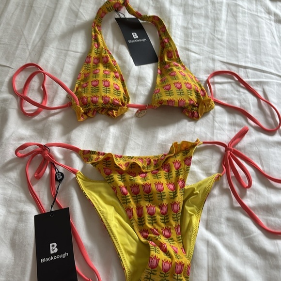 New Blackbough Delia Ruffled Halterneck Top and tie bottoms - Picture 7 of 9